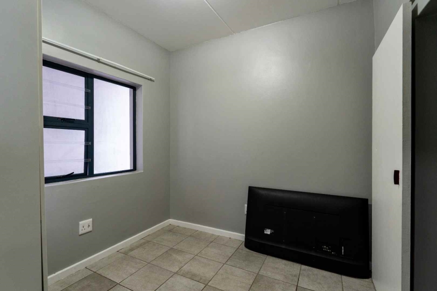 0 Bedroom Property for Sale in Ottery Western Cape